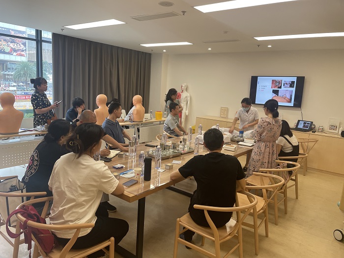 1688023078422486.jpg 培训1.jpg