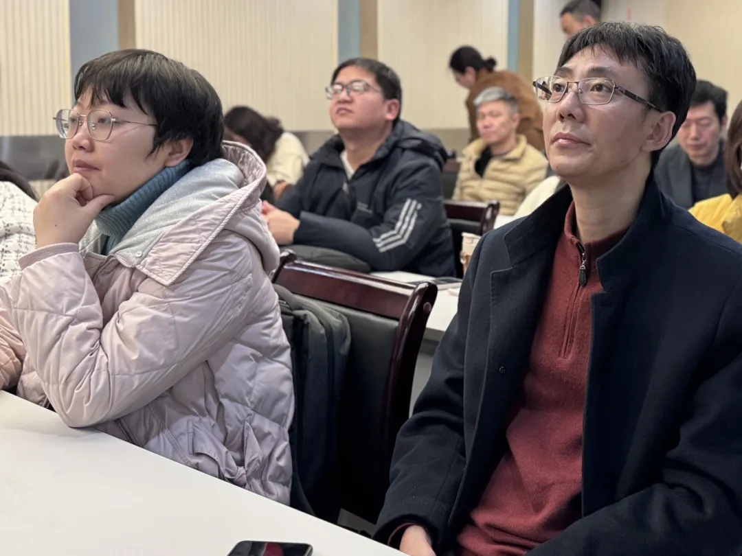 1743496617556874.png 640.webp.png